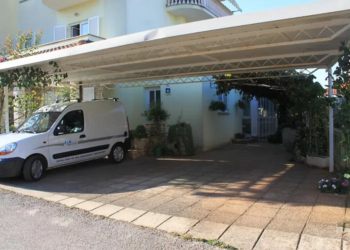 With A Parking Space - 7147 Апартаменты