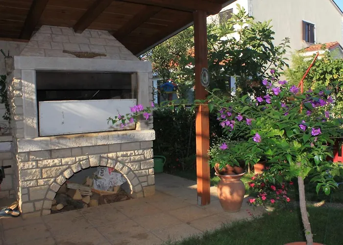 With A Parking Space - 7147 Apartman