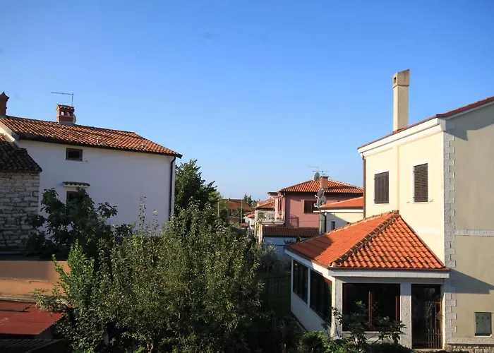 Apartman With A Parking Space - 7147 Umag
