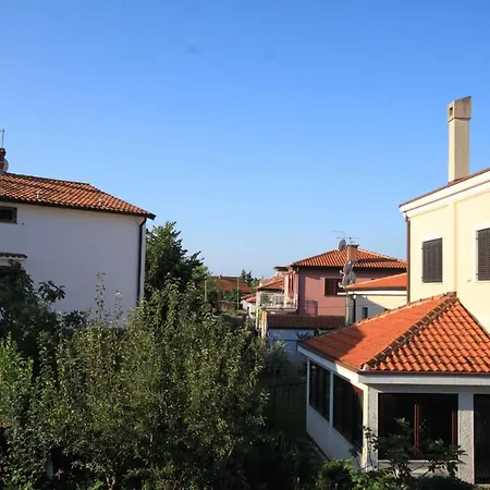 Apartment With A Parking Space - 7147 Umag