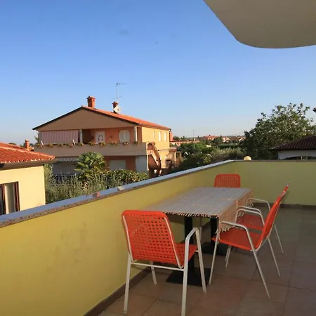 With A Parking Space - 7147 * 乌马格