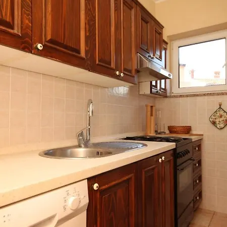 With A Parking Space - 7147 乌马格